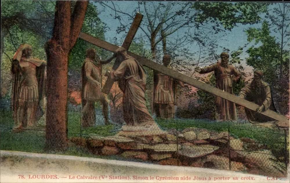 Lourdes — Der Calvarienberg (5. Station). Simon der Cyrenier hilft Jesus, sein Kreuz zu tragen — CAP - Vorderseite