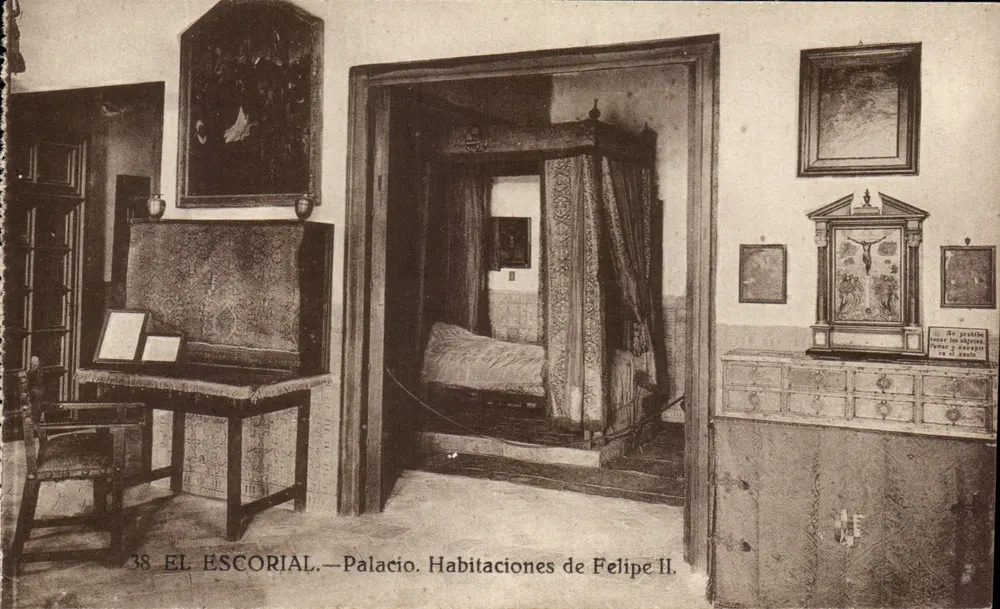 El Escorial — Palast. Zimmer von Felipe II. - Vorderseite