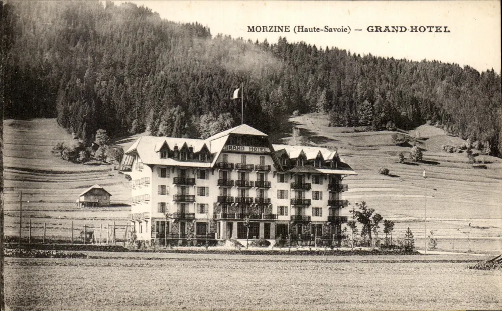 Morzine (Haute-Savoie) — Grand-Hôtel - Frente