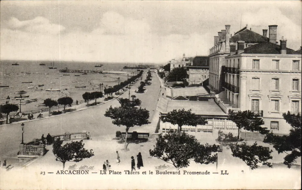Arcachon — Place Thiers und Boulevard Promenade — LL - Vorderseite