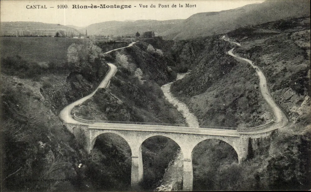 Rion-ès-Montagne — Ansicht des Pont de la Mort — Éd. J. Rivière-Sogaret - Vorderseite