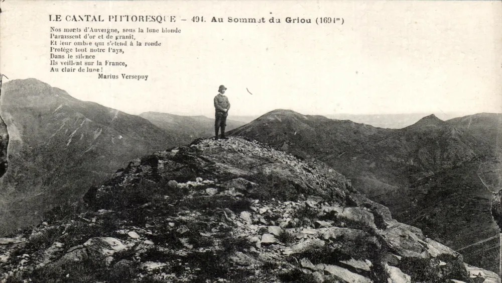 Pittoreskes Cantal — Auf dem Gipfel des Griou (1691 m) — Marius Versepuy - Vorderseite