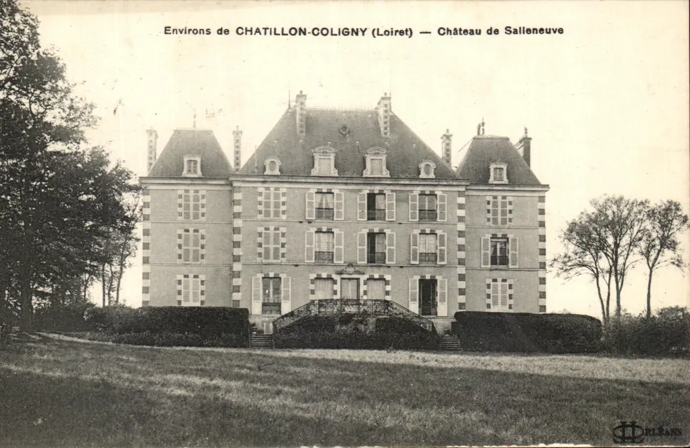 Aproximadamente CHATILLON-COLIGNY (Loiret) — Castelo de Salleneuve — DRLANS - Frente