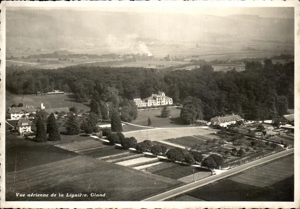 Vista aerea di La Lignière, Gland — Lubbild, Bern - Recto