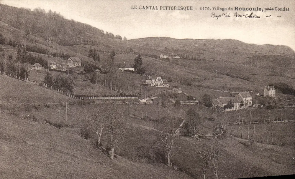 Pittoreskes Cantal - 4170. Dorf Roucoule, nahe Condat - Vorderseite