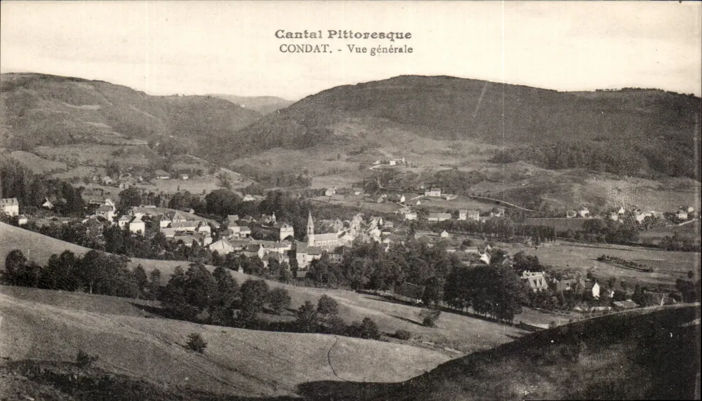 Condat — Vista geral — Cantal Pitttoresque - Frente