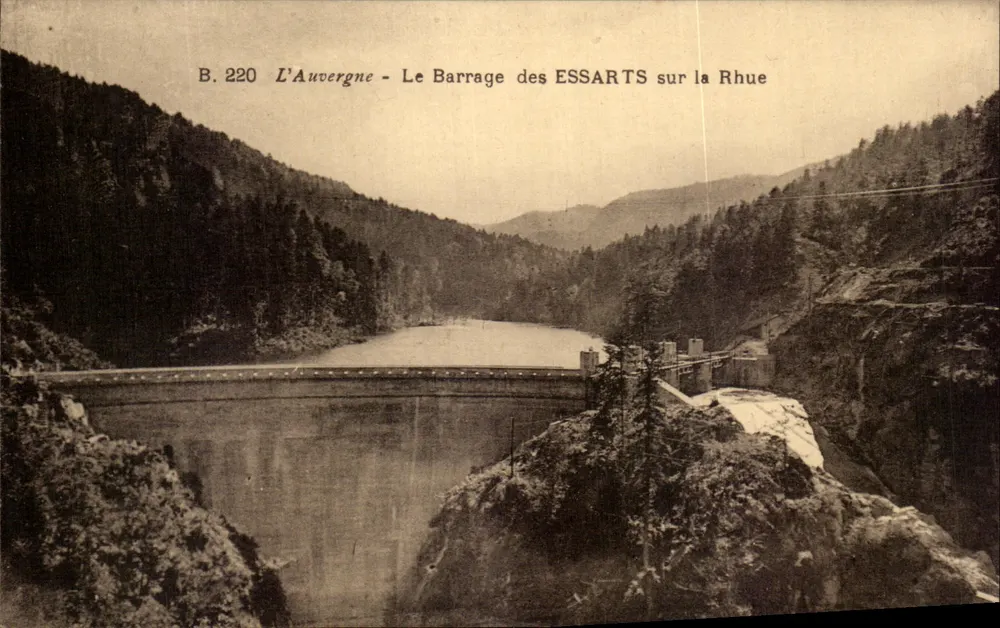 Auvergne - Der Essarts-Staudamm auf der Rhue - B. 220 - Vorderseite