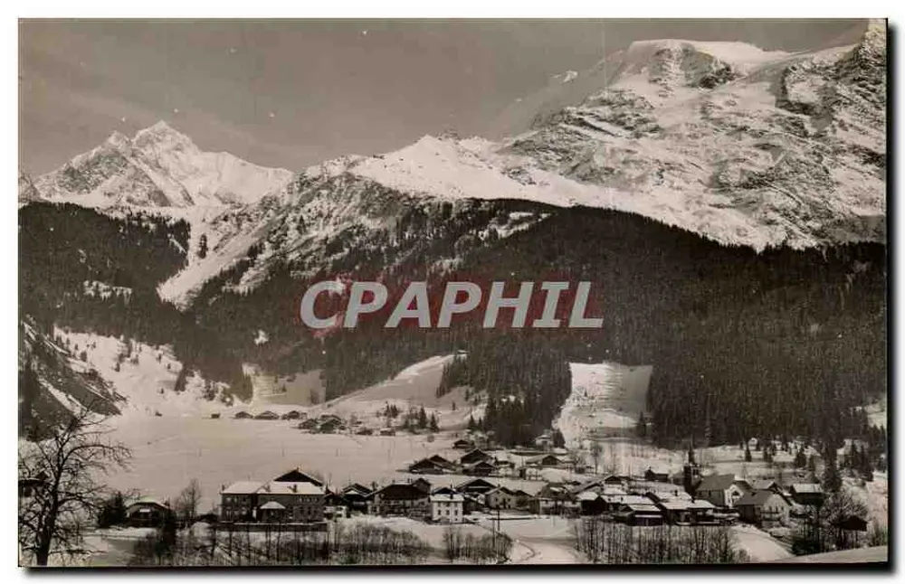 Vila nevada aos pés dos Alpes — Foto Maudamez, Saint-Gervais-les-Bains - Frente