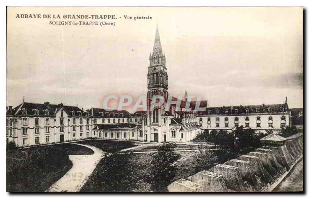 Abbaye de la Grande-Trappe — Allgemeine Ansicht — Soligny-la-Trappe (Orne) - Vorderseite