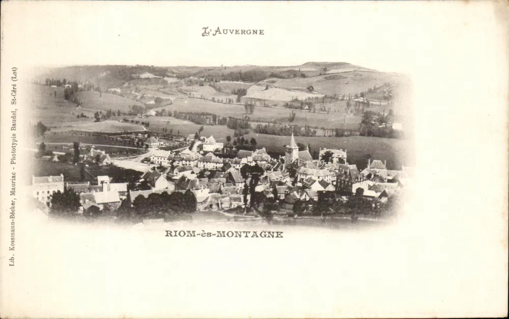 Riomès-Montagne — Luftbild — Lib. Kossmann-Bécker, Phototypie Baudel, St-Céré (Lot) - Vorderseite