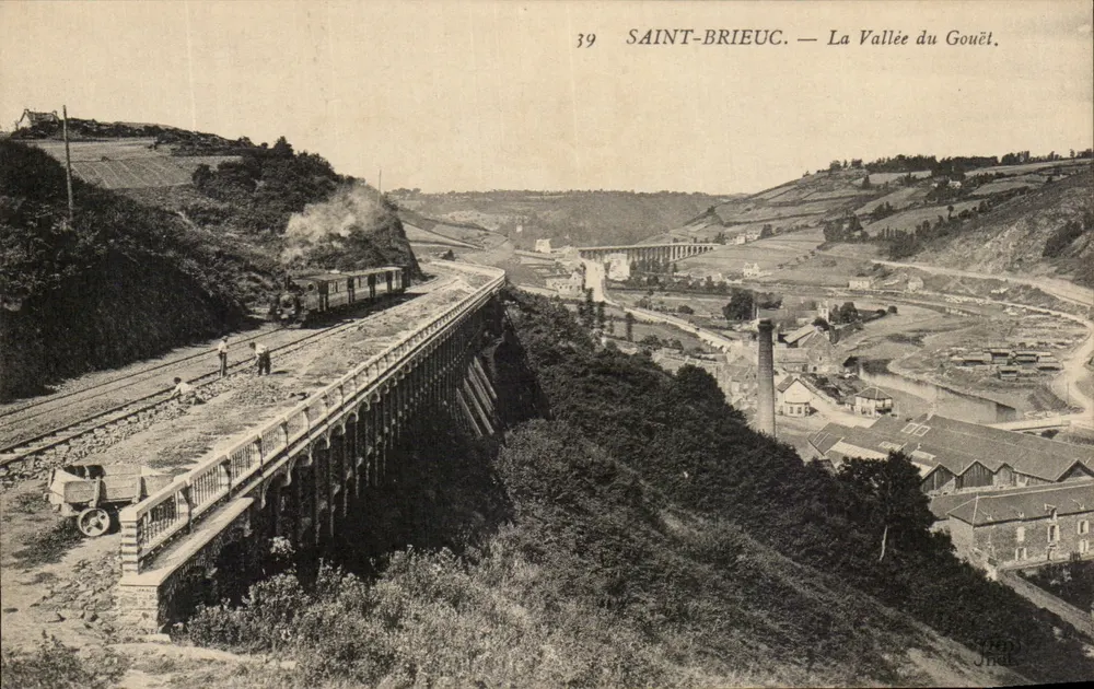 Saint-Brieuc — A Vale do Gouët — J. Hat, n°39 - Frente