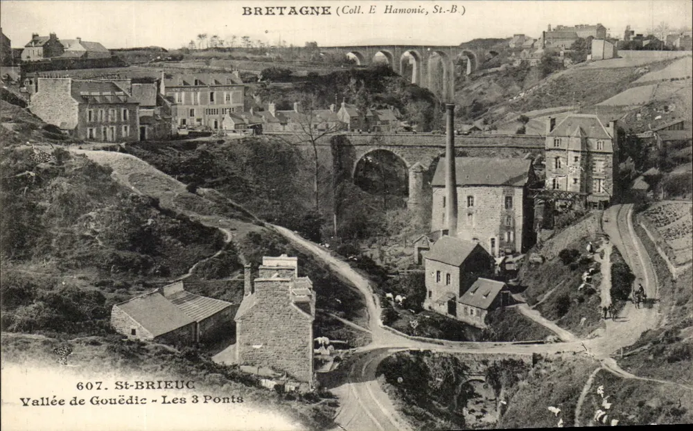 St-Brieuc — Valeira de Gouëdic — Os 3 Pontes — Coll. E Hamonic, St.-B. - Frente