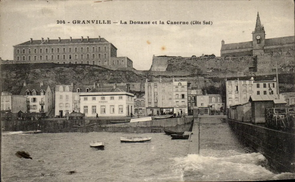 Granville — La Douane et la Caserne (Côte Sud) — N.G. — n° 204 - Frente