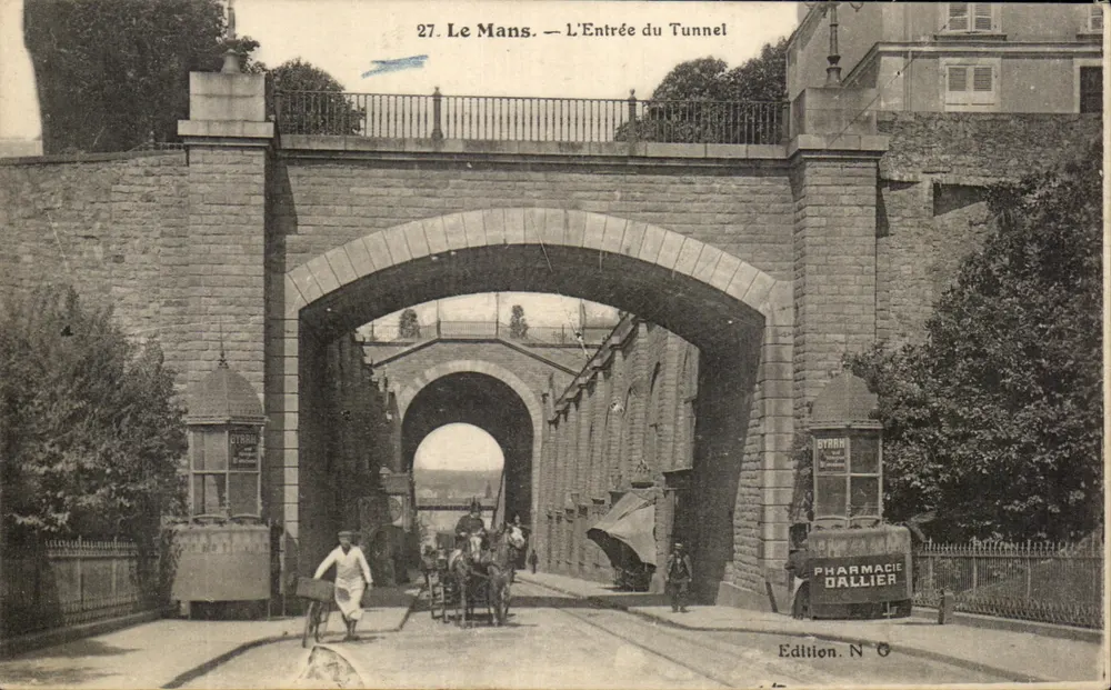 Le Mans — Eingang zum Tunnel — Edition N°27 - Vorderseite