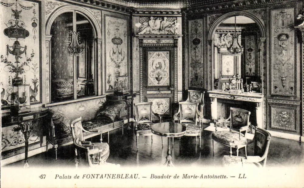 Schloss FONTAINEBLEAU — Boudoir von Marie-Antoinette — LL - Vorderseite