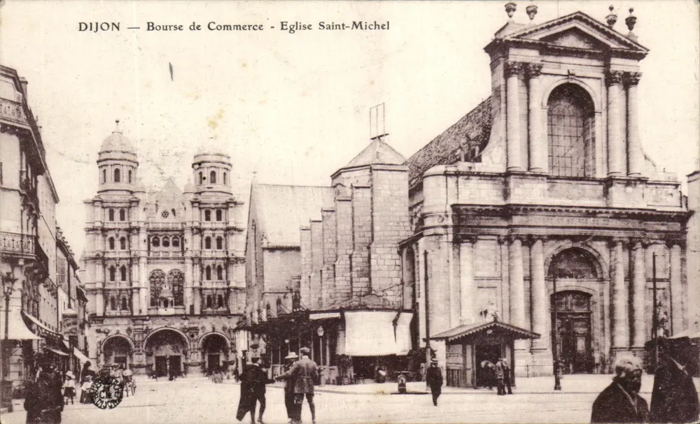 Dijon — Bolsa de Comércio - Igreja de São Miguel - Frente
