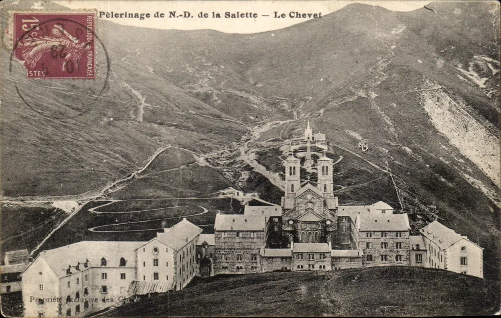 Pilgerung der N.-D. de la Salette — Der Chor — Exklusive Eigentumsrechte der Kanoniker - Vorderseite