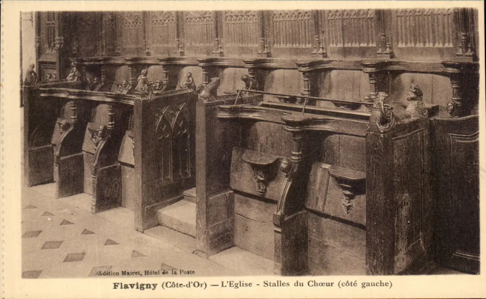 Flavigny (Côte-d'Or) — A Igreja - Stalles do Coro (lado esquerdo) — Edição Mairiet, Hotel de la Poste - Frente