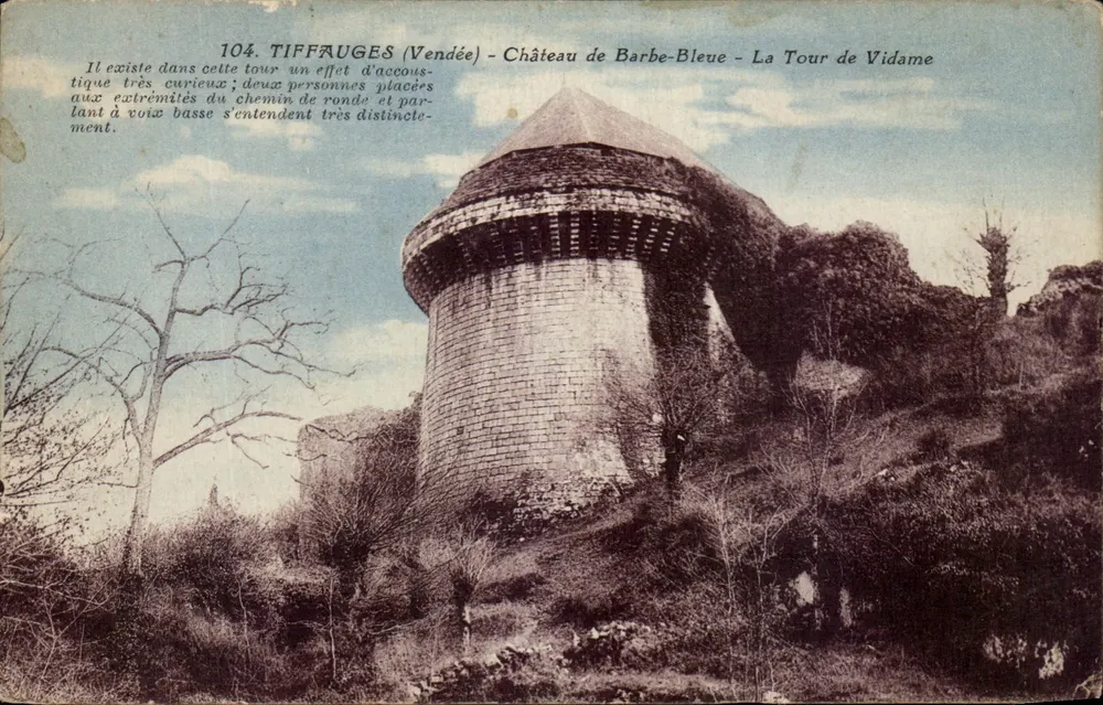 Tiffauges (Vendée) — Schloss Blaubeard — Turm von Vidame — n°104 - Vorderseite