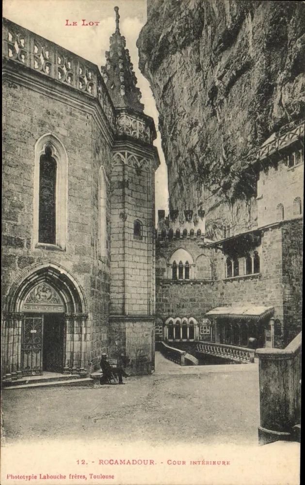Rocamadour — Cour intérieure — Phototypie Labouche frères, Toulouse, n°12 - Frente