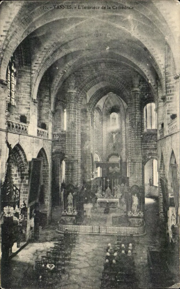 VANNES - Innenansicht der Kathedrale — Sammlung David, Vannes, n°30 - Vorderseite