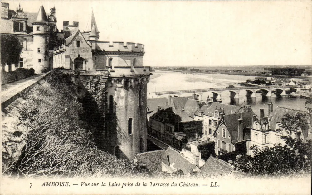Amboise — Ansicht der Loire von der Schloss-Terrasse — LL. - Vorderseite