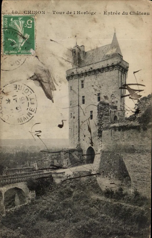 Chinon — Turm der Uhr — Eingang zum Schloss — Verlag: Éditions G. Chastan - Vorderseite