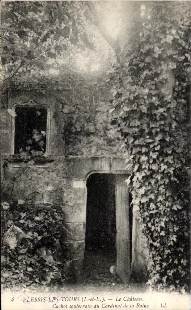 Plessis-les-Tours (Loire-et-Loire) — Unterirdischer Kerker des Kardinals de la Balue — LL - Vorderseite