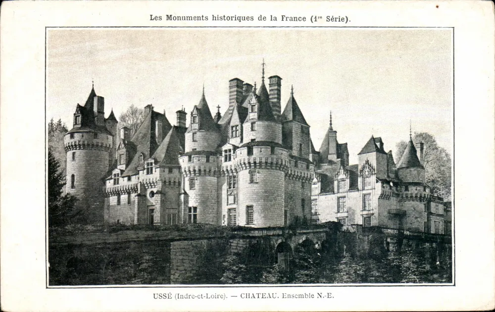 Ussé (Indre-et-Loire) — Schloss. Serie N.E. — Les Monuments historiques de la France (1. Serie). - Vorderseite