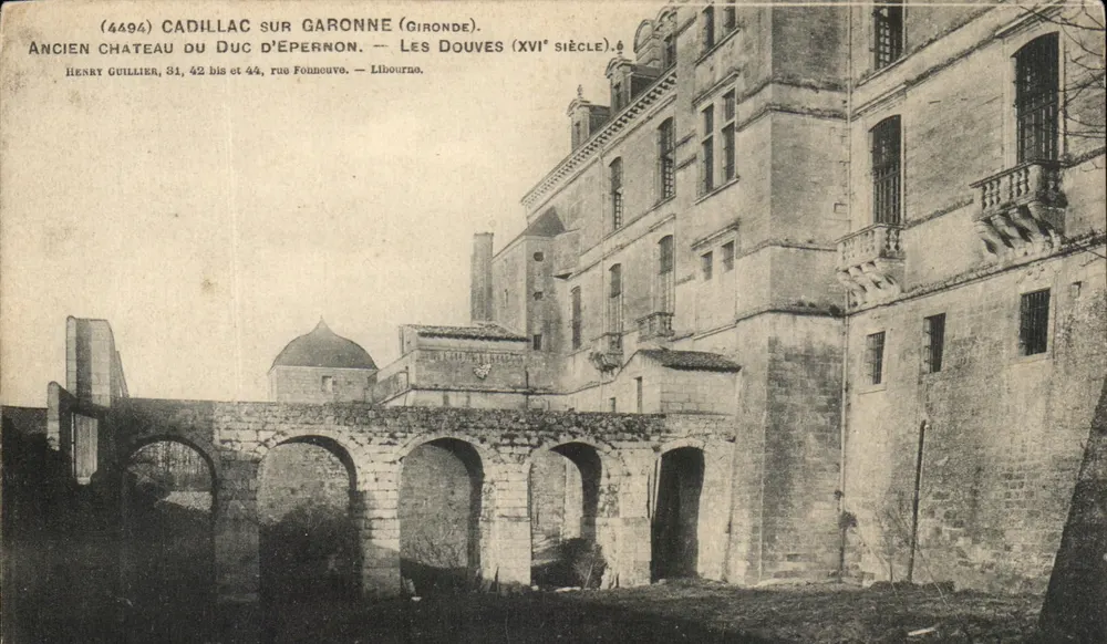 Cadillac an der Garonne — Alter Schloss des Herzogs von Épernon — Die Gräben (16. Jahrhundert) — Henry Guillier, 31, 42 bis und 44, rue Founouvo, Libourne - Vorderseite