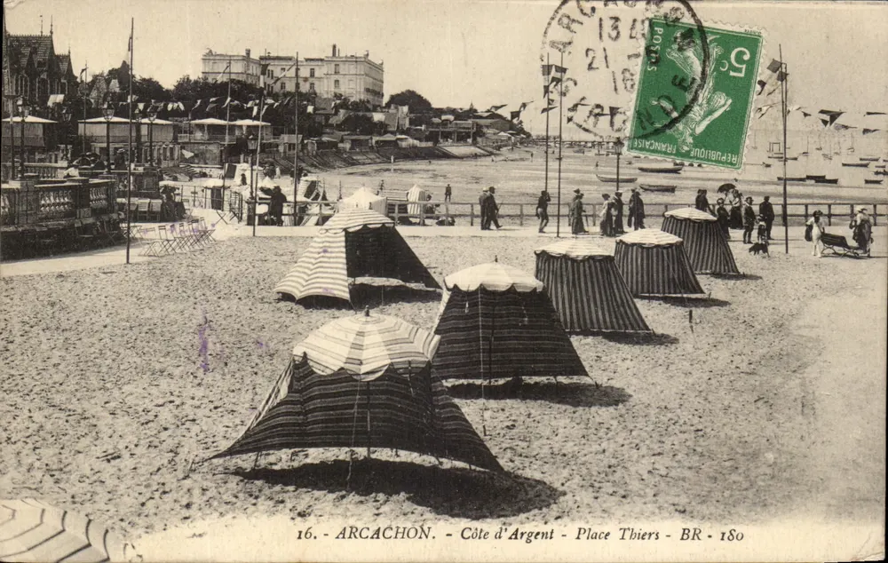 Arcachon — Côte d'Argent — Place Thiers — editor BR - 180 - Frente
