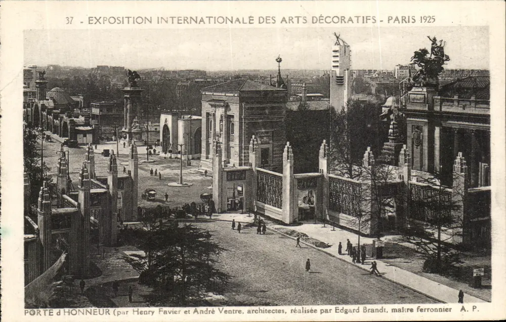 Porte d'Honneur — Internationale Ausstellung für Dekorative Künste, Paris 1925 — Verlag A. P. - Vorderseite