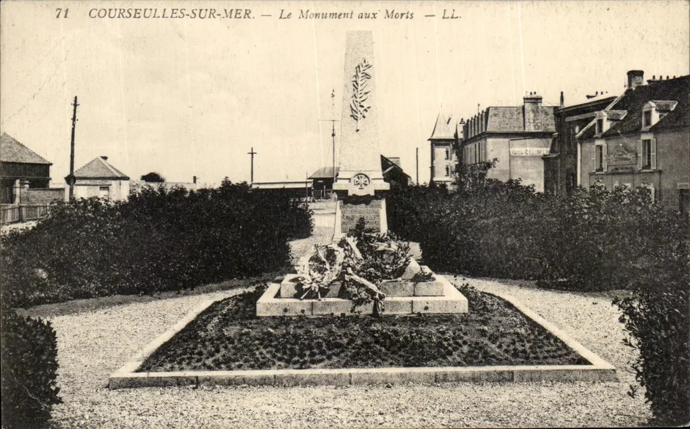 Courseulles-sur-Mer — Le Monument aux Morts — LL. — N° 71 - Vorderseite