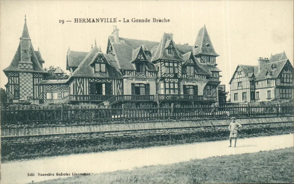 Hermanville - A Grande Brecha — editor: Novas Galerias Lionenses, n°19 - Frente