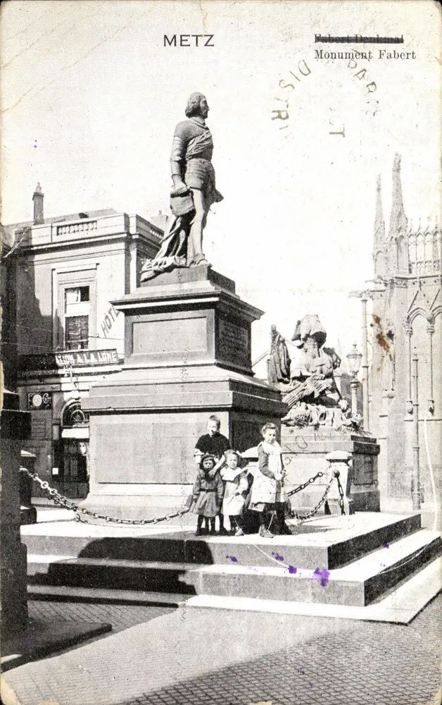 Metz — Monument Fabert — éditeur Robert Denièm - Frente
