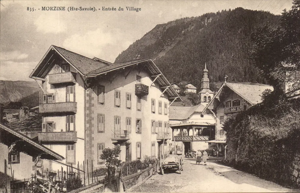 Morzine (Haute-Savoie) - Entrada do Village — L. Fauraz, editor, n° 835 - Frente