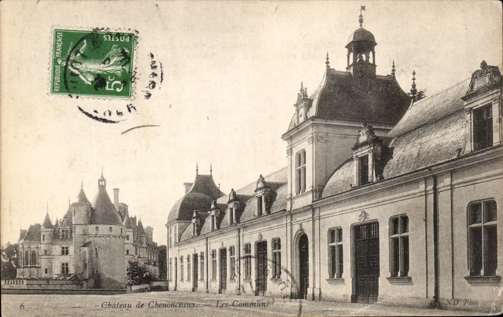 Château de Chenonceaux — Les Communs — ND Phot - Frente