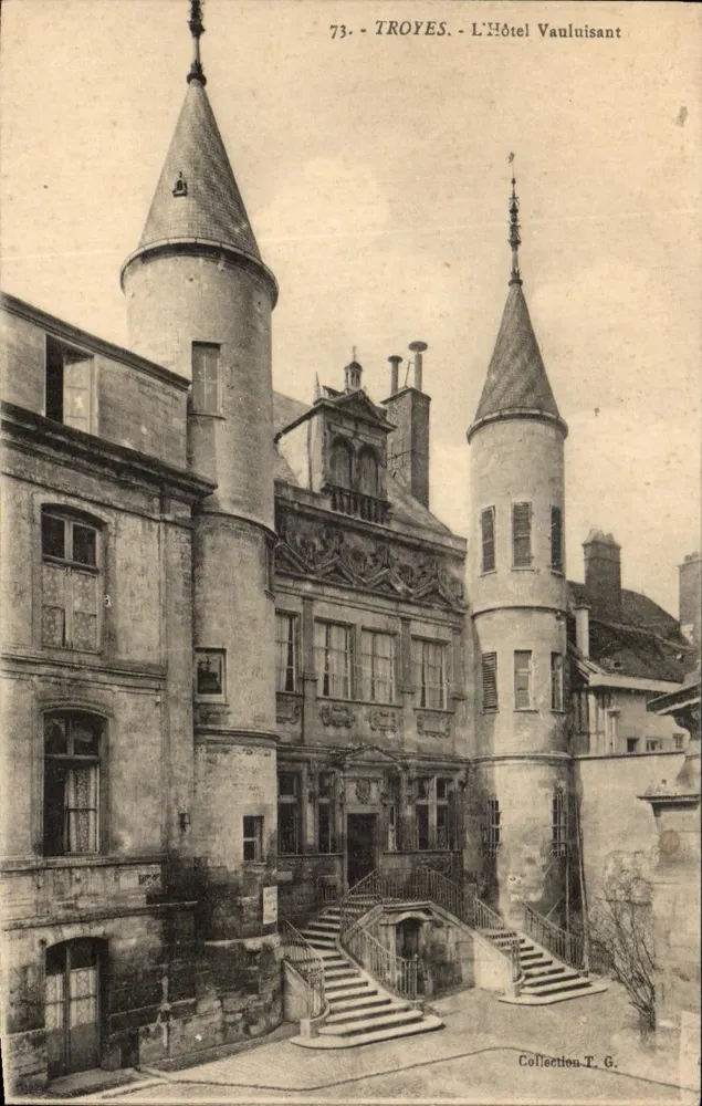 Troyes - Het Hotel Vauluisant — Collectie T. G. — n° 73 - Voorkant