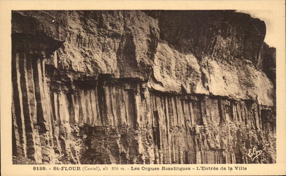 St-FLOUR (Cantal), H. 886 m — Les Orgues Basaltiques — L'Entrée de la Ville — Éditeur ELP, n° 8189 - Vorderseite