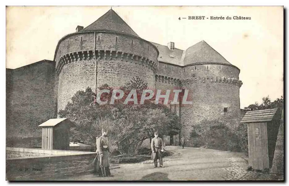 Brest — Eingang zum Schloss — G. 16 - Brest - Vorderseite