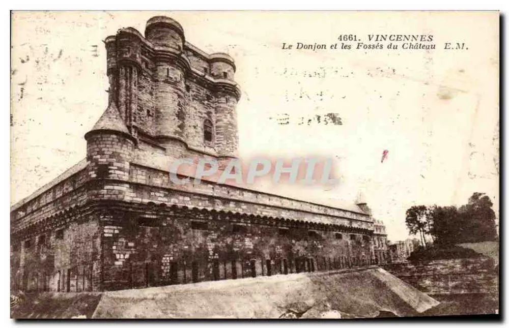 Vincennes — Der Bergfried und die Gräben des Schlosses — E.M. n°4661 - Vorderseite