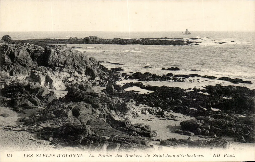 Les Sables-d'Olonne — Die Spitze der Felsen von Saint-Jean-d'Orbestiers — ND Phot. - Vorderseite