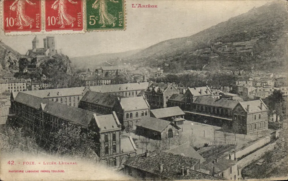 Foix — Vista do lycée Lakanal — Fototipia Labouche Frères, Toulouse - Frente