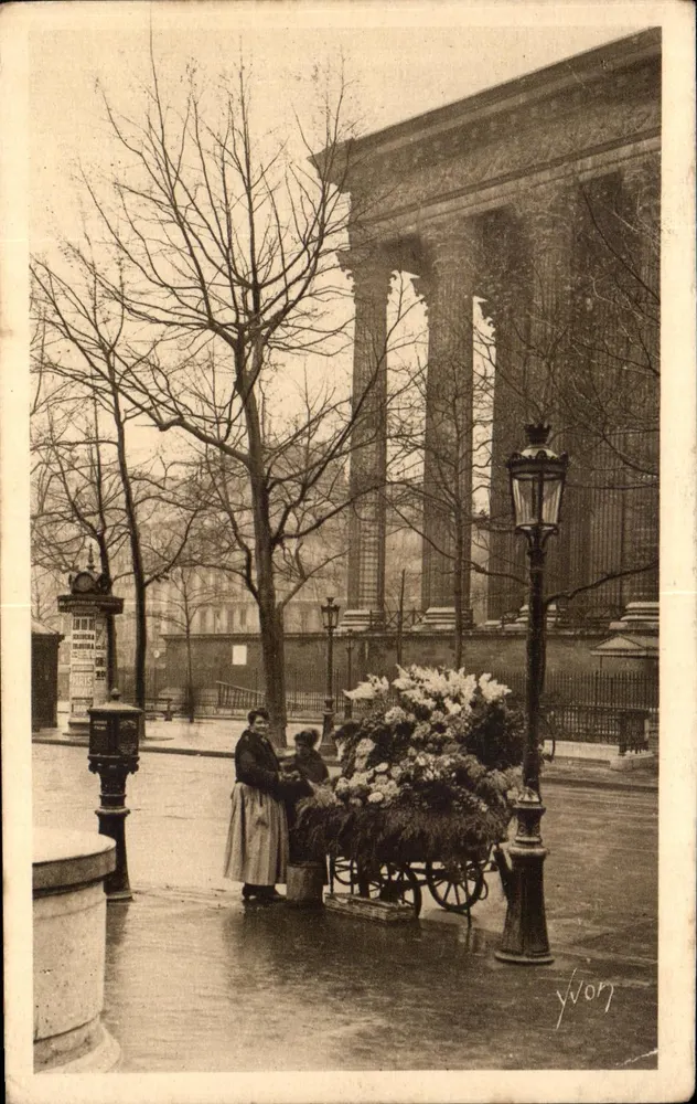 Paris. Spaziergang — Blumenverkäuferin auf der Place de la Madeleine — Edition von Yvon, Paris - Vorderseite