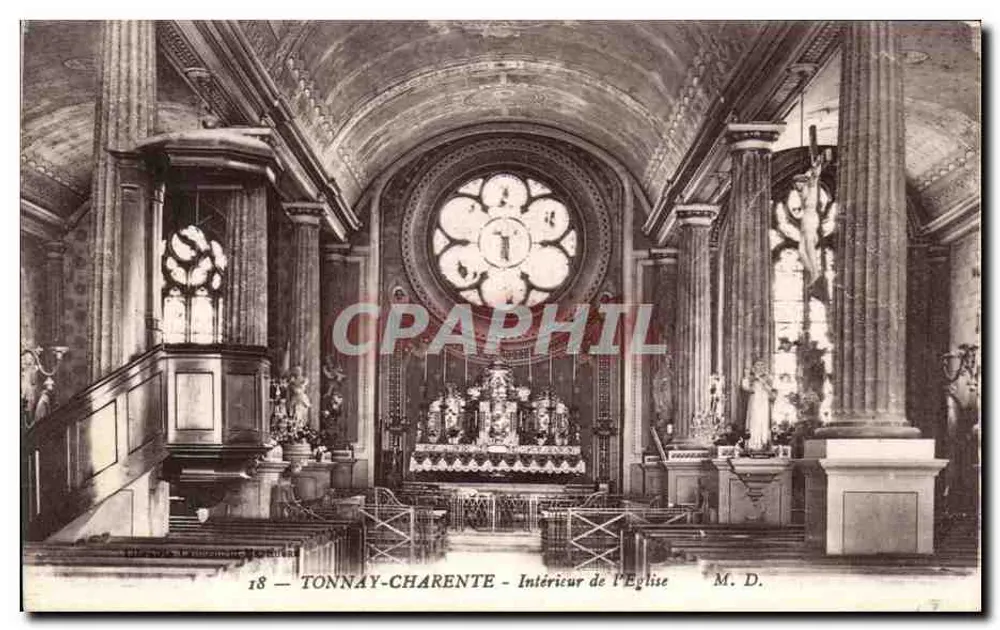 Tonney-Charente — Binnenkant van de Kerk — M.D. - Voorkant