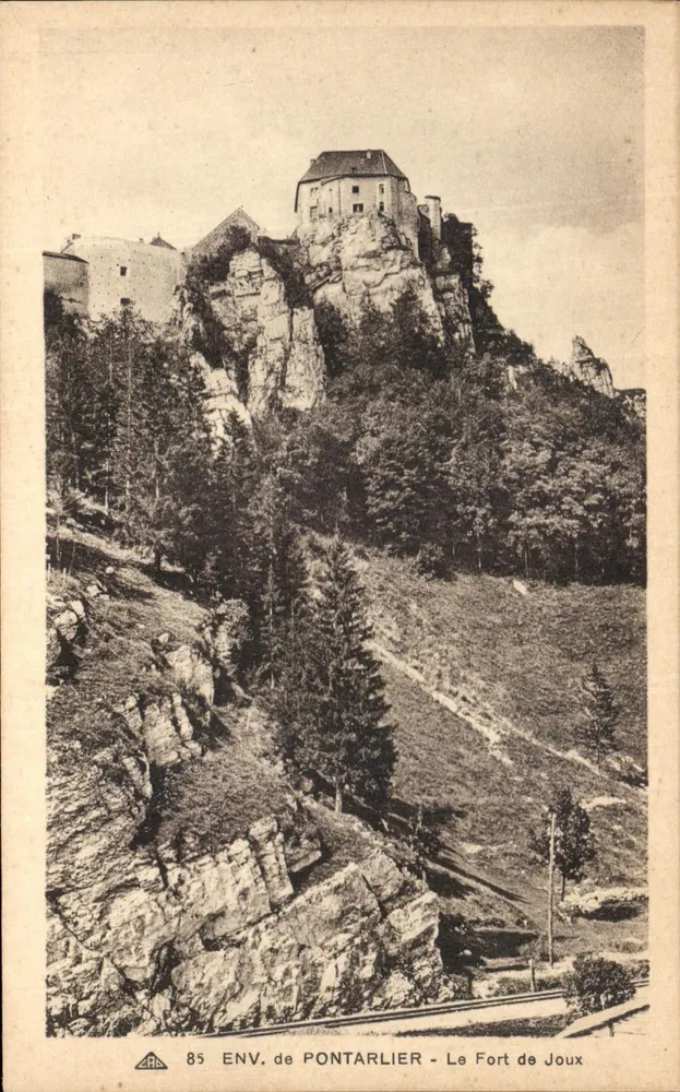 O Forte de Joux — ENV. de PONTARLIER - Frente