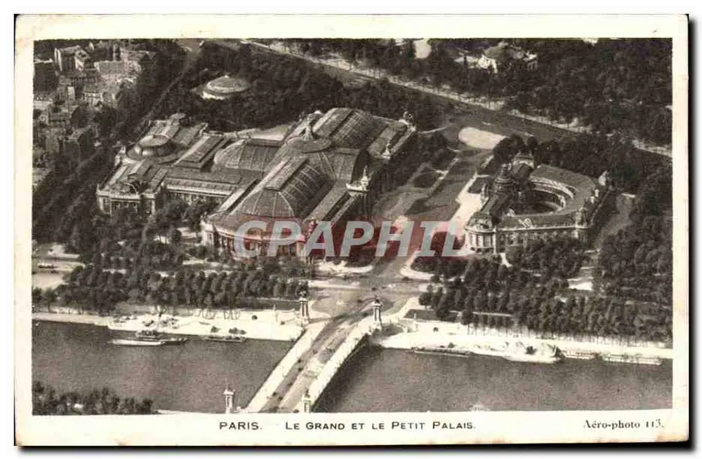Paris — O Grande e o Pequeno Palácio — Foto aérea 113 - Frente