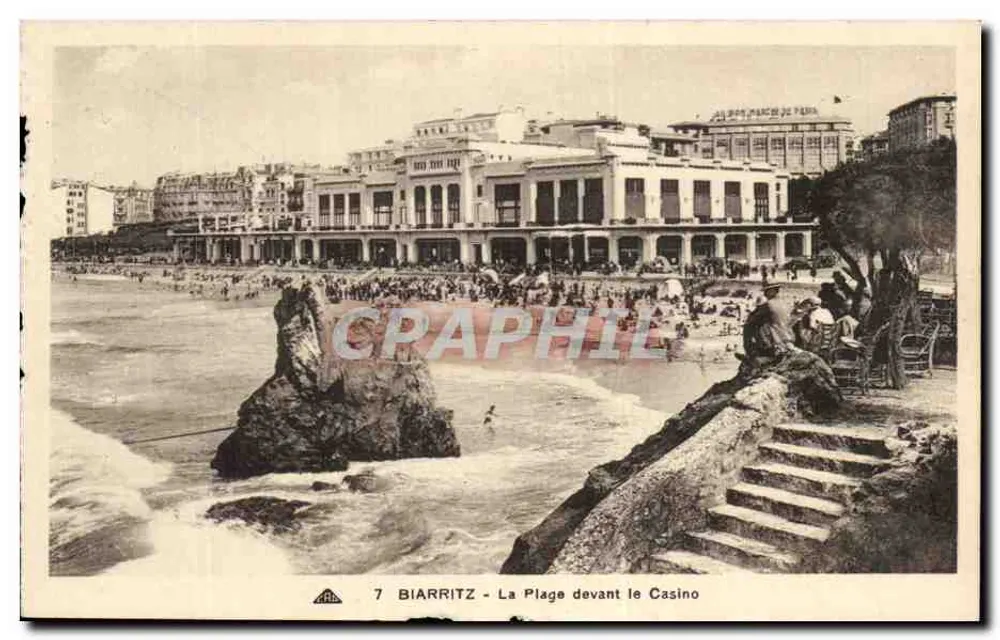 BIARRITZ - La Plage devant le Casino — éditeur 'DES ARTS PHOTOMÉCANIQUES - STRASBOURG-SCHILTIGHEIM' n°7 - Frente