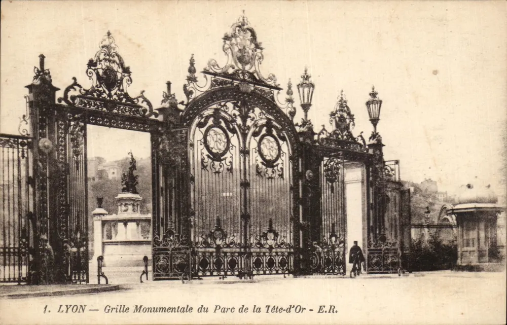 LYON — Monumentale Eisen-Tür des Parc de la Tête-d'Or — E.R. - Vorderseite