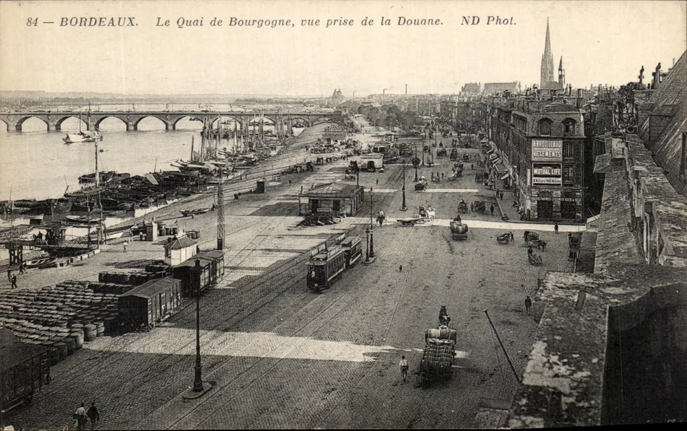 Bordeaux — Der Kai von Burgund, Blick vom Zollamt — ND Phot. - Vorderseite